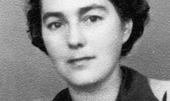 Биография Лидии Хаиндровой, в редакции дочери , Татьяны Серебровой и Эраста Федоровича Индриксона. Фотография поэтессы