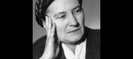 Елена Хоринская: “Январи, подождите немного”