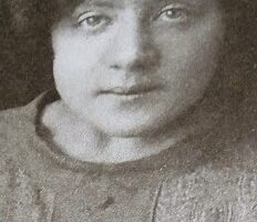Стихотворение Стерны Шлифштейн «Поленья»