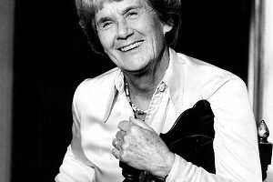 Краткая биография Элизабет Риддел